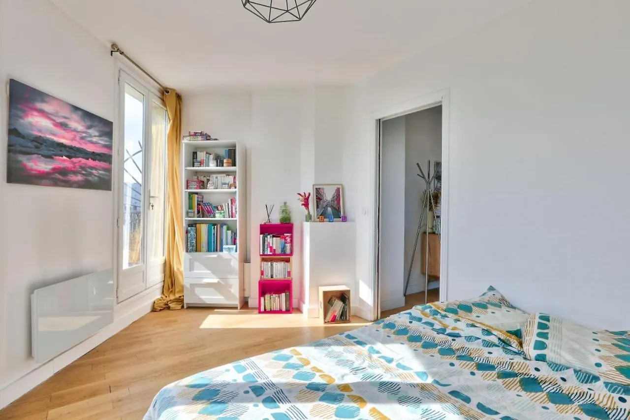 Beautiful Apartment In Belleville