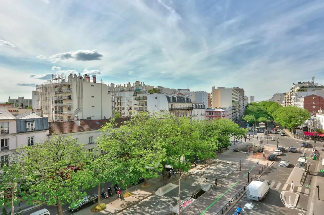 Beautiful Apartment In Belleville 0*, Paris Fransa